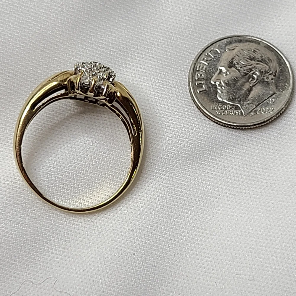10K Solid GOLD GENUINE DIAMOND Cluster Ring